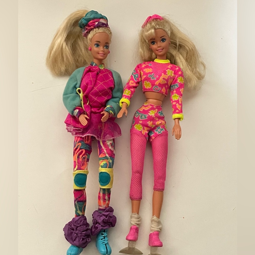 Vintage BARBIES collectibles